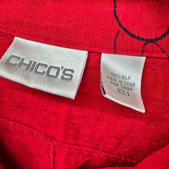 Chico's Blouse Womens XL Red Silk Button Up Roll Tab Sleeve Safari Theme Artsy - Picture 2 of 10